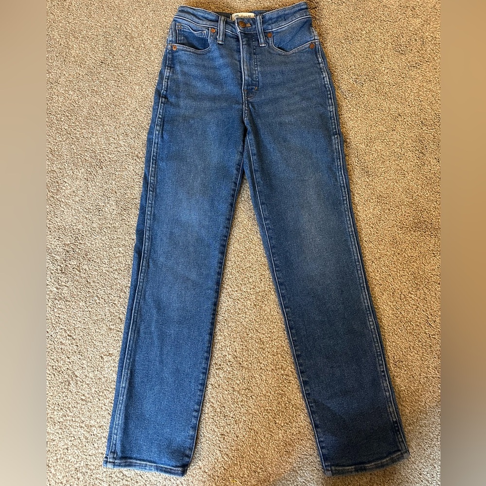 Madewell Curvy Stovepipe Jeans in Medium Wash